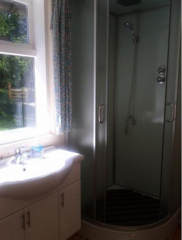 Tirbi Holiday House Kassari Zimmer foto
